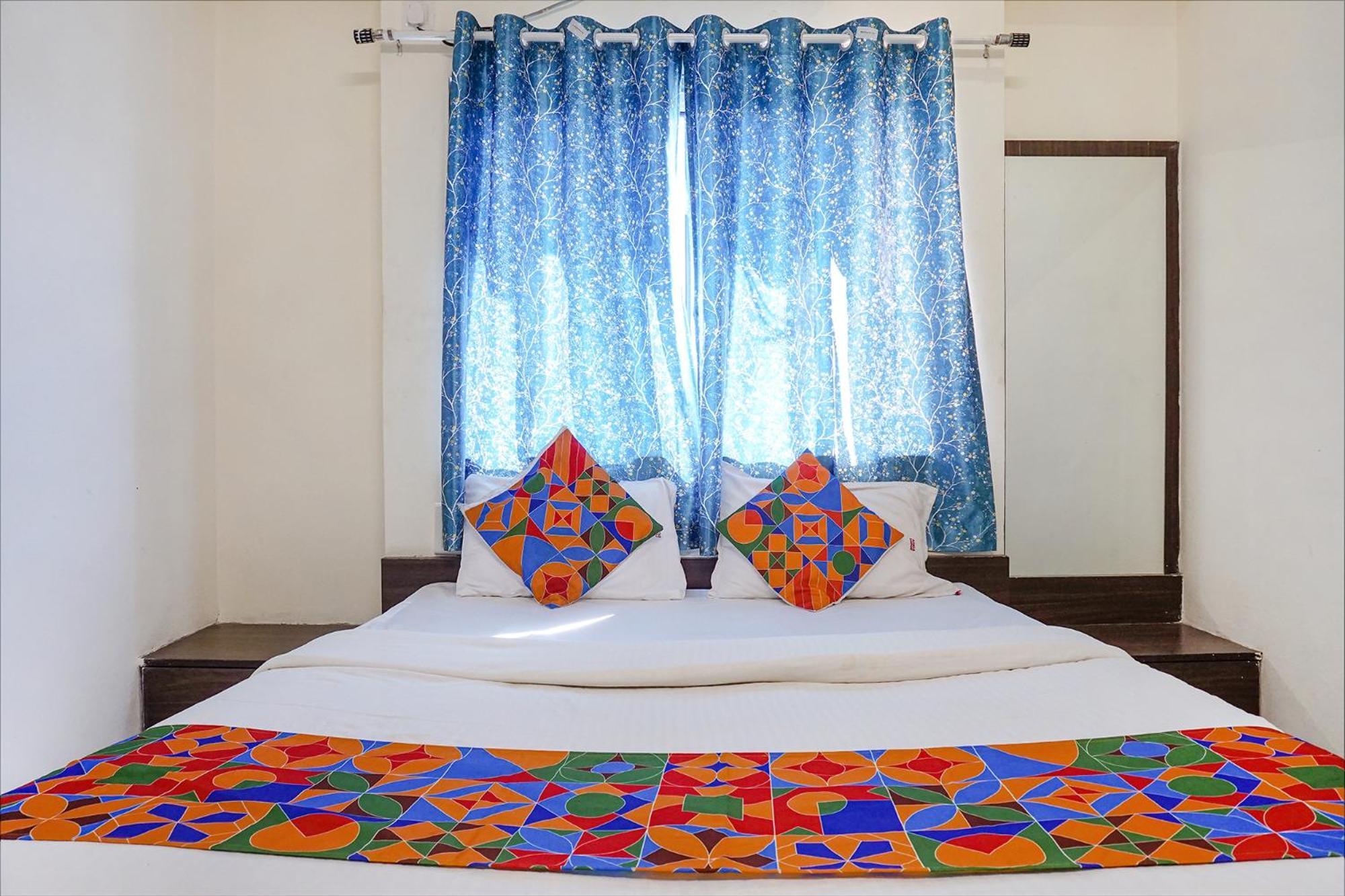 Fabhotel Gokul Lodge Gorhe Khurd Exterior foto